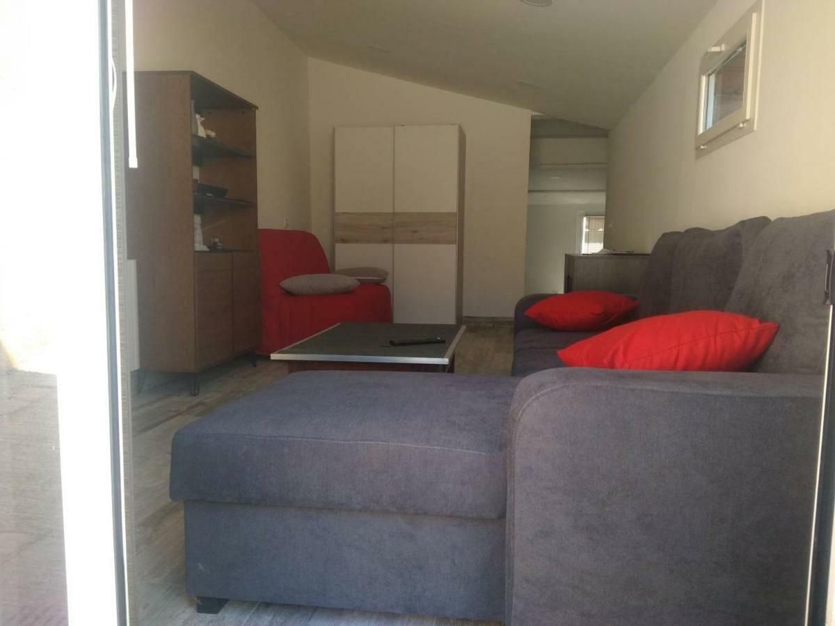 Tres Confortable Studio Maison Au Pied Dufaron Villa Toulon Exteriör bild